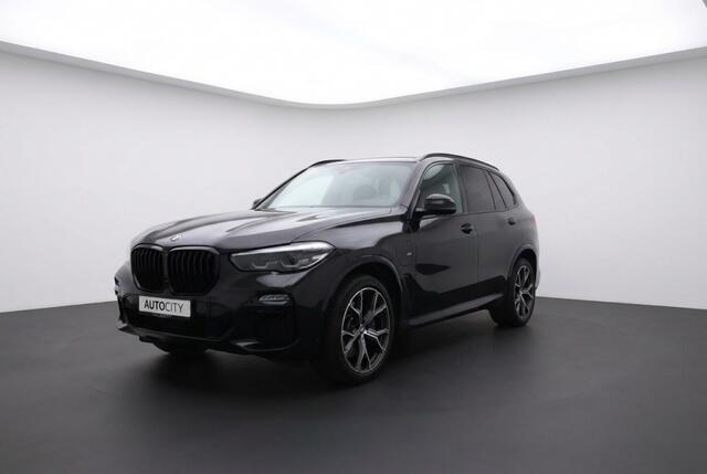 BMW X5 xDrive45e M Sport Pano l Luchtvering l Memory