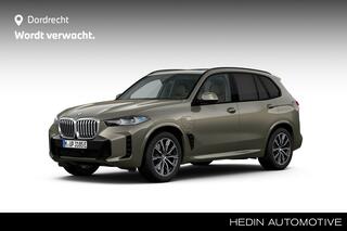 bmw-x5-xdrive50e-m-sport--driving-