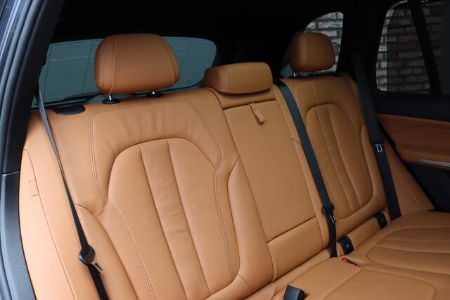 BMW X5 xDrive45e High Executive | M-Sport | Luchtvering | Achterasbesturing | Massage | HUD | Laserverlichting | Stoelventilatie | ACC | Harman&Kardon | Soft-Close | Trekhaak |
