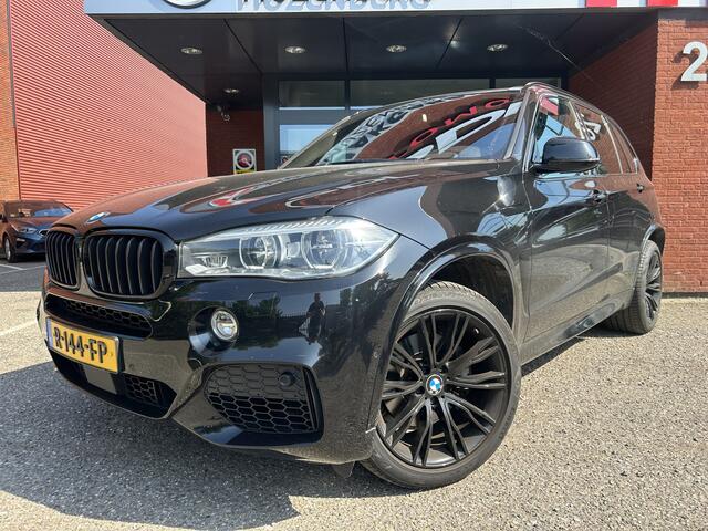 BMW X5 xDrive40e iPerformance M Sport Shadow SOH 84% // PANO/SCHUIFKANTELDAK // MEMORYSEAT // ADAPTICE CRUISE // NAVI + CARPLAY // HARMAN/KARDON AUDIO // SFEERVERLICHTING // FULL LED