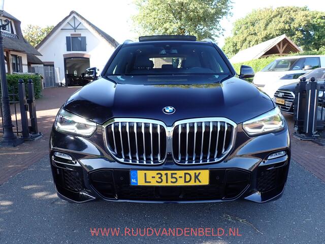 BMW X5 45E XDRIVE HIGH EXE / 22'' / CARPLAY / HEAD-UP / PANODAK / KEYLESS
