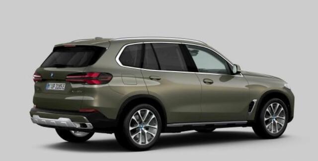 BMW X5 xDrive50e Panoramdak - Driving/Parking Assistant Professional - Harman Kardon - Warmte Comfort Pack - Stoelmassage/ventilatie - 'CraftedClarity - Temperatuurfunctie bekerhouders - Comfortstoelen -