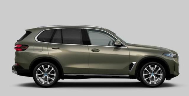 BMW X5 xDrive50e Panoramdak - Driving/Parking Assistant Professional - Harman Kardon - Warmte Comfort Pack - Stoelmassage/ventilatie - 'CraftedClarity - Temperatuurfunctie bekerhouders - Comfortstoelen -