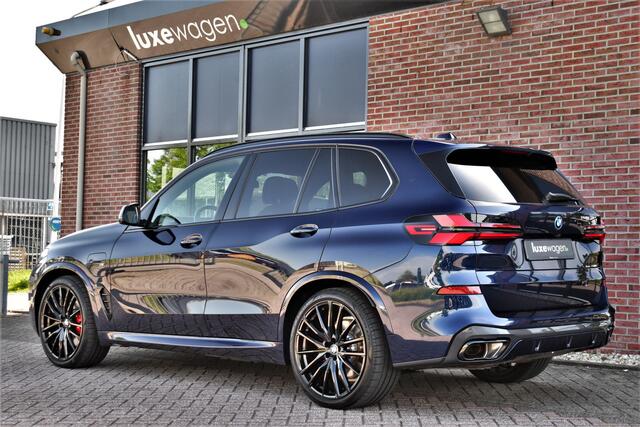 BMW X5 xDrive50e M-Sport Pro Skylounge ACC Trekh B&W Massage Ventilatie Alcantara 22inch
