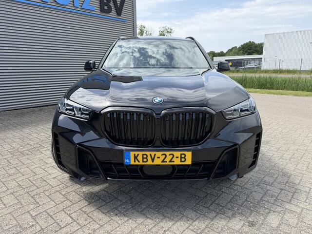 BMW X5 xDrive50e M Sport Panoramadak Wegklapbare trekhaak Harman-Kardon Soundsysteem Keyless Entry