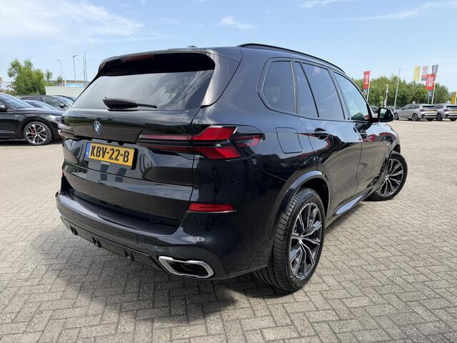 BMW X5 xDrive50e M Sport Panoramadak Wegklapbare trekhaak Harman-Kardon Soundsysteem Keyless Entry