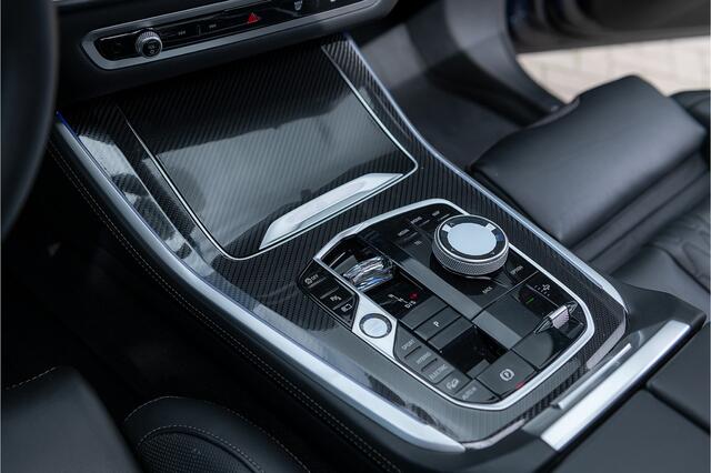 BMW X5 xDrive50e LCI M-sport Pro ACC Pano M Seats Massage Stoelvent. Luchtvering Skyloun, Head Up 360 Kristal HarmanK Trekhaak