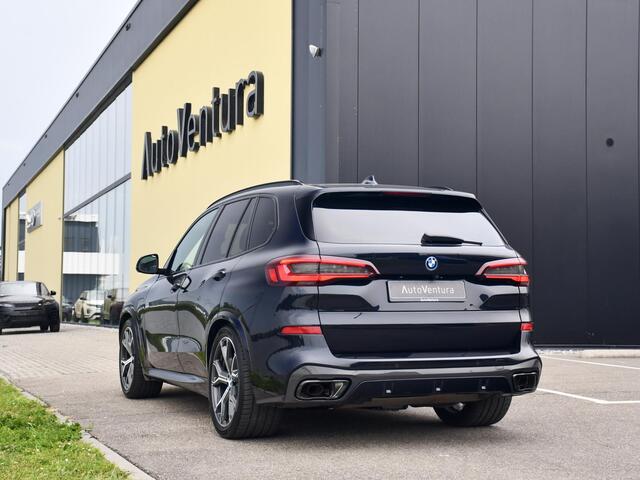 BMW X5 xDrive45e High Executive | M-Sport | Bowers & Wilkins | Achterasbesturing | Trekhaak | Softclose | Adaptive cc | Panoramadak | Comfort seats |