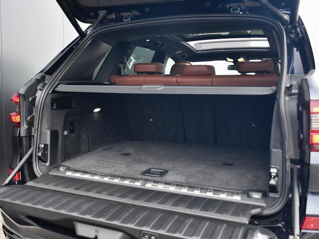 BMW X5 xDrive45e High Executive | M-Sport | Bowers & Wilkins | Achterasbesturing | Trekhaak | Softclose | Adaptive cc | Panoramadak | Comfort seats |