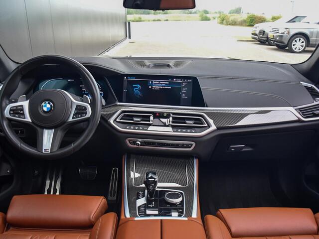 BMW X5 xDrive45e High Executive | M-Sport | Bowers & Wilkins | Achterasbesturing | Trekhaak | Softclose | Adaptive cc | Panoramadak | Comfort seats |