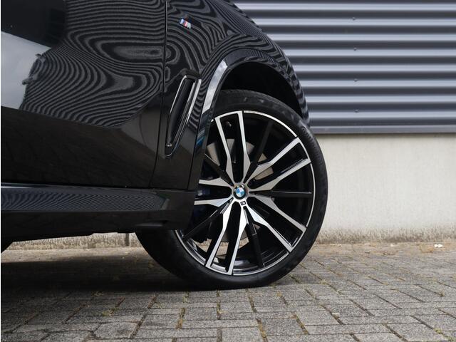 BMW X5 xDrive45e | High Executive | M Sportpakket | Panodak | Head-Up | Driving Assistant Prof. | Harman Kardon | Stoelventilatie | Parking Assistant Plus | 22'' LMV