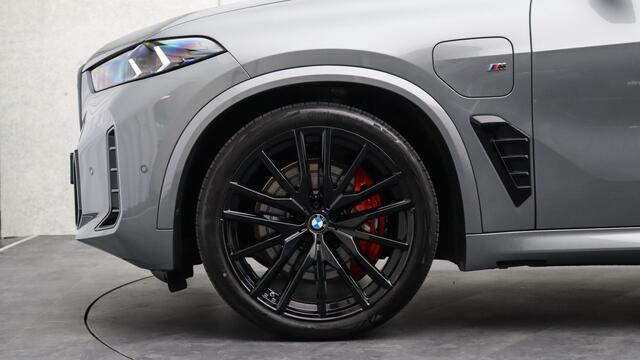 BMW X5 xDrive50e M-Sport Pro | Massage | Harman/Kardon | Stoelventilatie | Panoramadak | Soft-Close | Trekhaak | Achterasbesturing