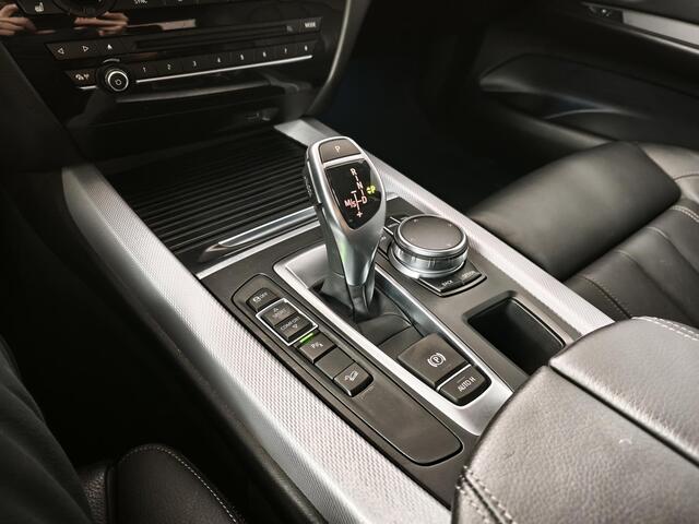 BMW X5 xDrive35i M Sport Edition Automaat | Leer | Navigatie systeem M-Pakket
