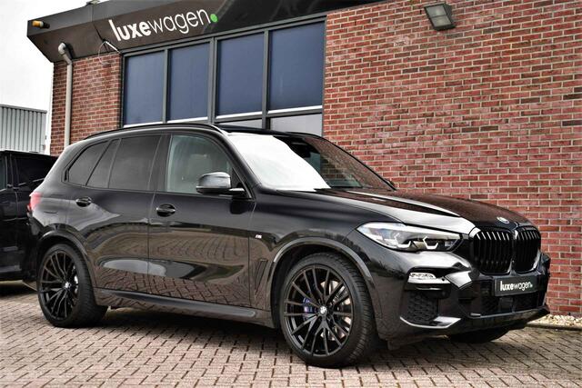 BMW X5 xDrive45e M-Sport SkyLounge M-zetels 4WS ACC Trekh 360 2xTV Carbon HUD