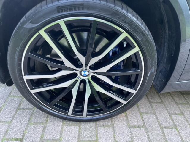 BMW X5 xDrive45e High Executive M-Sport Pano, Head-up, Sport Stoelen