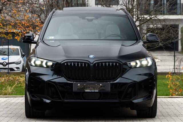 BMW X5 xDrive50e M-SPORT Pro ** LED, GRAU LEDER, NAVI+, PANO, DR.ASS+, TREKH, 22-invh LMV, LUCHT ** Ex BMW - UNFALLFREI ** ** INFORMEER OOK NAAR ONZE AANTREKKELIJKE FINANCIAL-LEASE TARIEVEN **