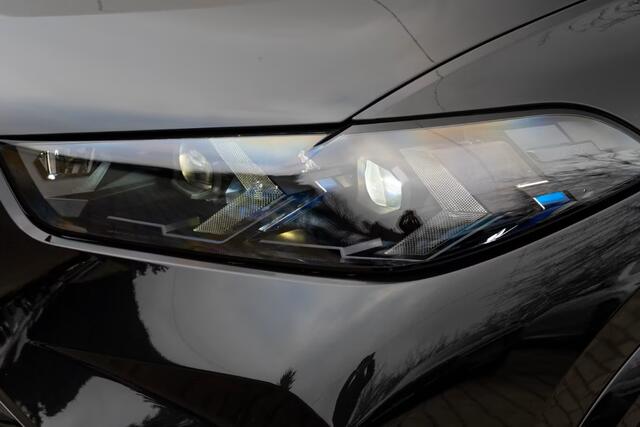 BMW X5 xDrive50e M-SPORT Pro ** LED, GRAU LEDER, NAVI+, PANO, DR.ASS+, TREKH, 22-invh LMV, LUCHT ** Ex BMW - UNFALLFREI ** ** INFORMEER OOK NAAR ONZE AANTREKKELIJKE FINANCIAL-LEASE TARIEVEN **