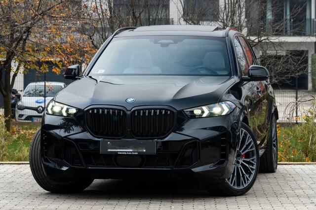 BMW X5 xDrive50e M-SPORT Pro ** LED, GRAU LEDER, NAVI+, PANO, DR.ASS+, TREKH, 22-invh LMV, LUCHT ** Ex BMW - UNFALLFREI ** ** INFORMEER OOK NAAR ONZE AANTREKKELIJKE FINANCIAL-LEASE TARIEVEN **