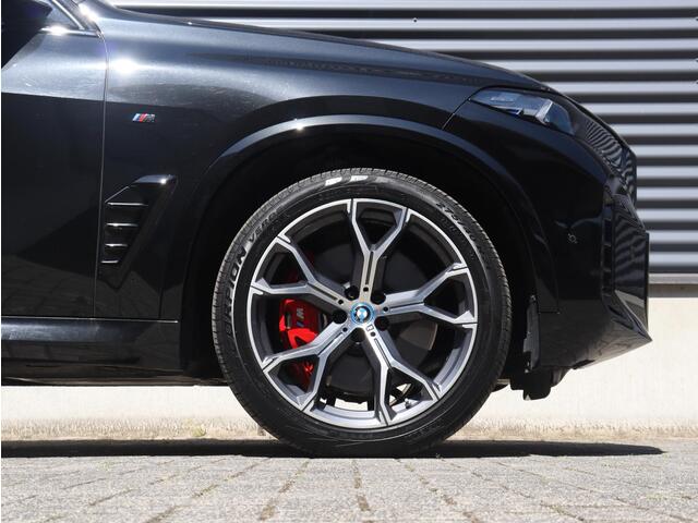 BMW X5 xDrive50e | M Sportpakket Pro | Panodak | Head-Up | Massage | Sky Lounge | Driving Assistant Prof. | Harman Kardon | Stoelventilatie | Soft Close | Parking Assistant Prof. | 21'' LM