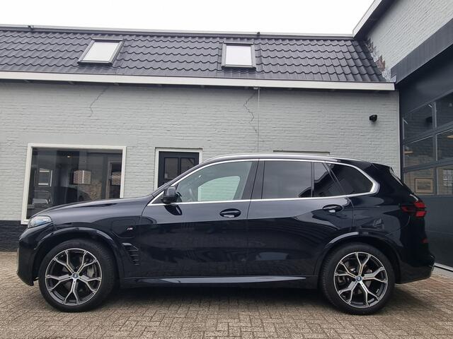 BMW X5 xDrive50e PANO / 360 CAMERA / TREKHAAK / M PAKKET
