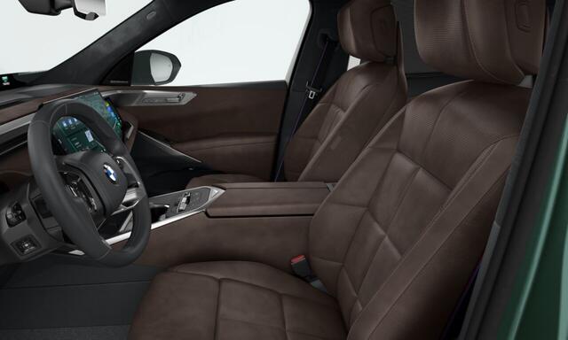 BMW X5 40 xDrive | M-Sport Pro | December 2026 leverbaar | 23" | Panorama | Passager Diplay | Bowers & Wilkins | Alcantara Hemel | Vintage Leder | Trekhaak