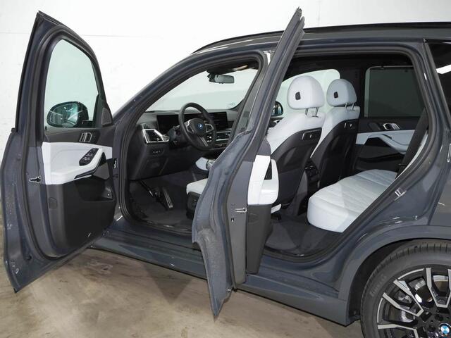 BMW X5 xDrive50e M-Sport | 21" | Panorama | Trekhaak | Driv. Ass. Pro | Harman Kardon