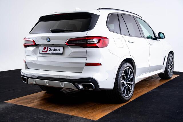 BMW X5 xDrive30d High Executive M-sport - Panoramadak - Trekhaak - Parking Assistant - Driving Assistant Professional - Night Vision - Head-Up - Stoelverwarming