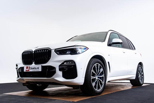 BMW X5 xDrive30d High Executive M-sport - Panoramadak - Trekhaak - Parking Assistant - Driving Assistant Professional - Night Vision - Head-Up - Stoelverwarming