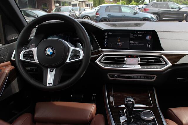 BMW X5 xDrive45e High Exe. M Sport / Trekhaak / Panoramadak / 360Camera / Head-up / Softclose / Keyless / 22'' / Harman Kardon / Luchtvering / Stoelventilatie+Verwarming / Luxe Leder / Dodehoek / DAB / ACC