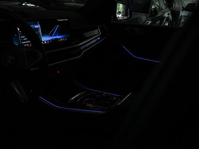 BMW X5 xDrive50e M-Sport Pro | Panoramadak | NL-Auto | Dealer Onderhouden | 360 Camera | Active Cruise | HUD | Harman/Kardon | Stoelverwarming + Ventilatie | Luchtvering | BMW Gesture Control | Memory Seats |