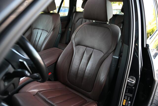 BMW X5 xDrive45e M Sport High Executive Automaat / Trekhaak / Panoramadak / Comfortstoelen / Head-Up / Adaptieve LED / PDC