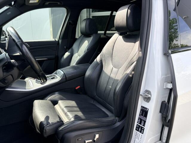 BMW X5 xDrive40i M-SPORT ** LED, NAVI+, LEDER, PANO, TREKH, MEMORY, HuD, 21-inch LMV ** UNFALLFREI - VOL. BMW ONDERH. ** ** INFORMEER OOK NAAR ONZE AANTREKKELIJKE FINANCIAL-LEASE TARIEVEN **
