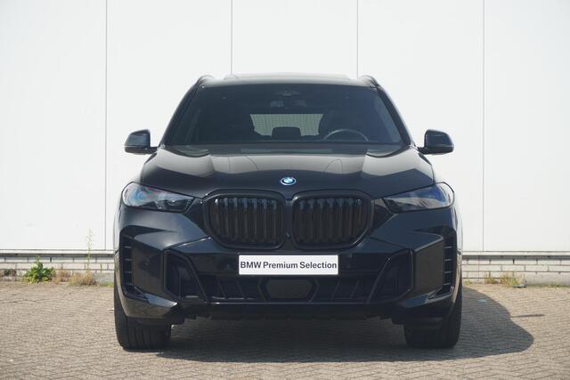 BMW X5 xDrive50e M Sport | Trekhaak | Panoramadak | Comfortstoelen + Stoelventilatie | Head-up | 360 graden Camera's | Driving Assistant Professional