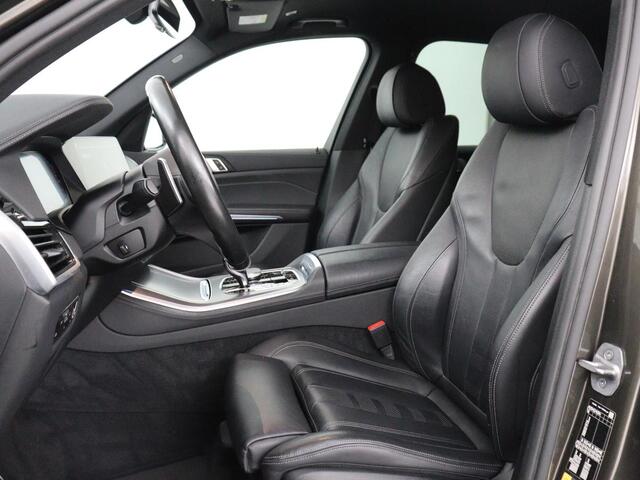 BMW X5 xDrive45e Executive M-sport | SOH 90.1% | Luchtvering | Elek. Trekhaak | Adaptive cruise | Memory | Camera | Carplay | Sfeerverlichting | Full LED | Getint glas | 20
