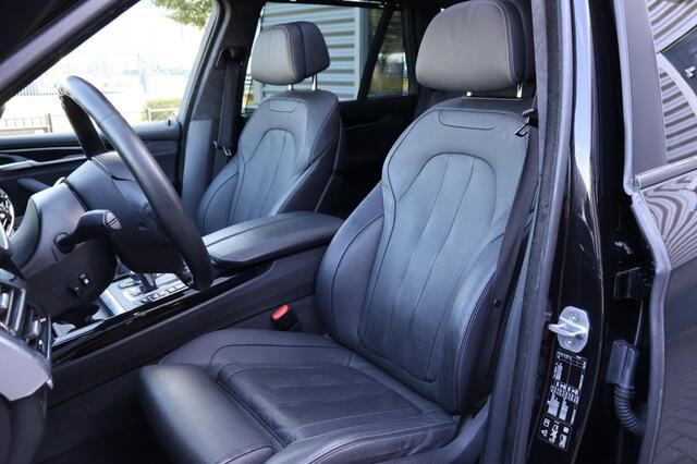 BMW X5 xDrive 35i High Executive / Panodak /Leer/ Trekhaak wegklb./Standverwarming