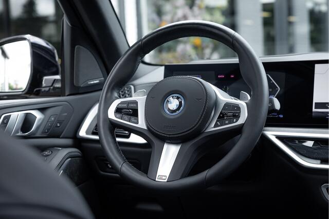 BMW X5 xDrive50e M-Competition Pano - Harman Kardon - Trekhaak