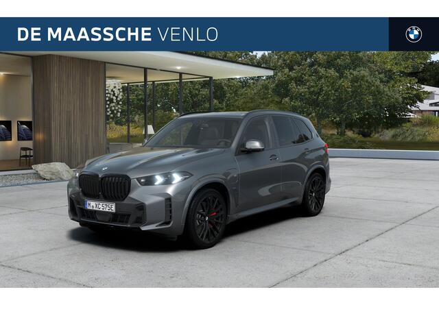 BMW X5 xDrive50e M Sport Automaat / Panoramadak / Trekhaak / Massagefunctie / Soft-Close / Parking Assistant Professional / Adaptieve LED / Comfort Access