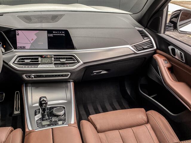 BMW X5 xDrive45e 394PK Automaat High Executive M-Sport | PANO | LASER | TREKHAAK | RIJ ASSISTENT PRO | LEDER |
