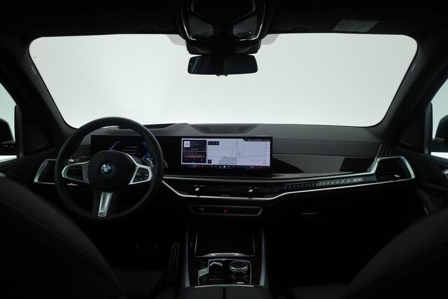 BMW X5 xDrive50e | Rijklaar! | Elek. trekhaak | Stoel+stuurverw.| Pano | HUD | Luchtvering | 360*+PDC| Harman/Kardon | Adapt. Cruise | Widescreen | Softclose | Iconic glow | 21'' V