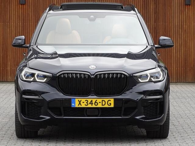 BMW X5 45e 394PK M-Sport / Laser / 2022 / BTW / Trekhaak / Pano