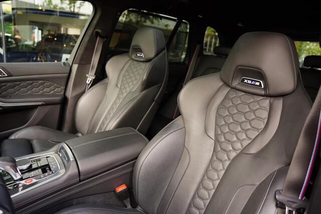 BMW X5 M Competition / NL-Auto / Bowers & Wilkins / Skylounge / Massage Stoelen