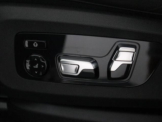 BMW X5 xDrive45e High Executive M-sport Pano Trekhaak comfortstoelen Laser Lights