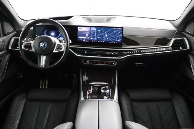 BMW X5 xDrive50e | Comfortstoelen | Panoramadak | SoH 100% | Trekhaak | Soft-Close | Stoelventilatie | 100% SOH |