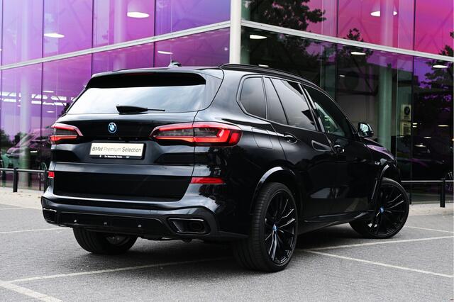 BMW X5 xDrive45e High Executive M Sport Automaat / Panoramadak Sky Lounge / Comfortstoelen / Comfort Access / Laserlight / Head-Up / Parking Assistant Plus