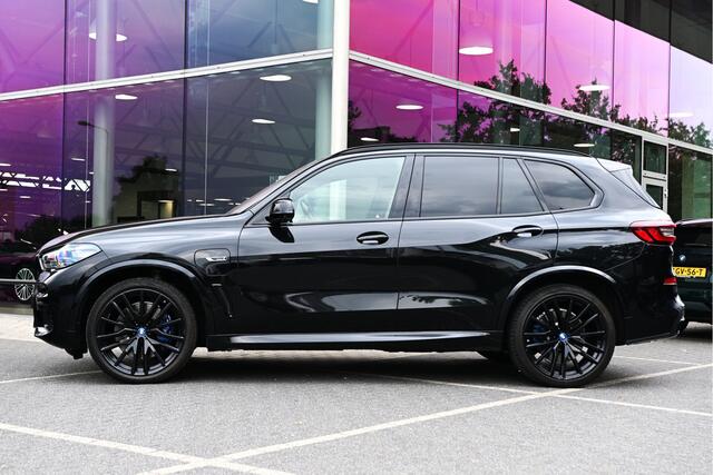 BMW X5 xDrive45e High Executive M Sport Automaat / Panoramadak Sky Lounge / Comfortstoelen / Comfort Access / Laserlight / Head-Up / Parking Assistant Plus