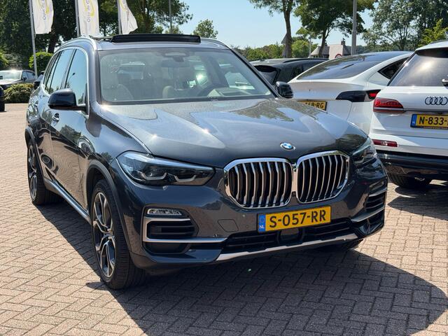 BMW X5 xDrive45e High Executive / Panoramadak / 360Camera / Head-up / Leder / 21'' / Luchtvering / Keyless / Stoelverwarming / Dodehoek / DAB / ACC