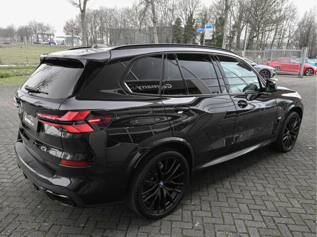 BMW X5 xDrive50e 489pk M-Sport Pro Pano Tr-Haak H&K 21-Inch 360-Camera VOL!