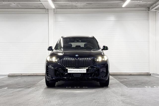 BMW X5 xDrive50e | M-Sport Pro | Harman/Kardon | Panoramadak | Soft-Close | Driving Assistant Professional | Parking Assistant professional | Voor en Achter Stoelverwarming | Stoelventilatie |