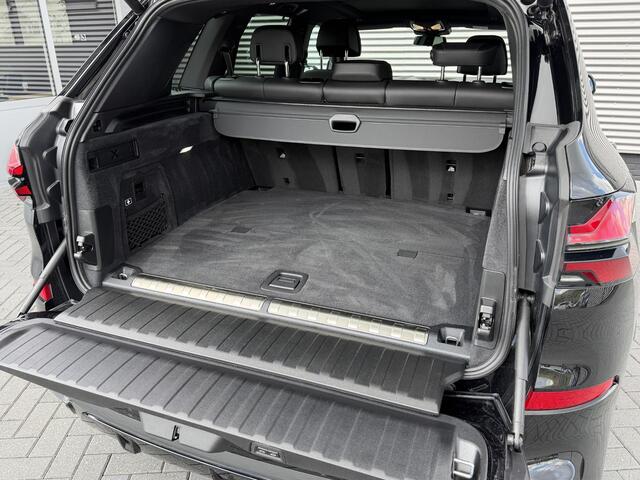 BMW X5 xDrive50e Launch Edition