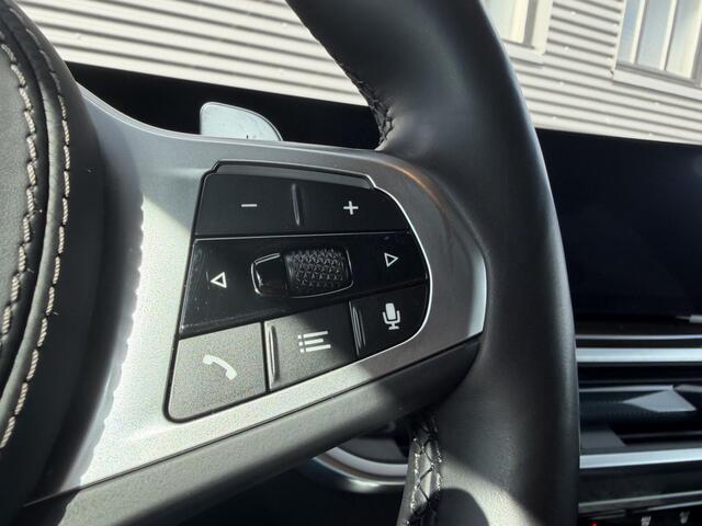 BMW X5 xDrive50e Launch Edition